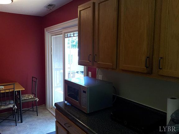 4th image of 454 Gobbler Hill Ln