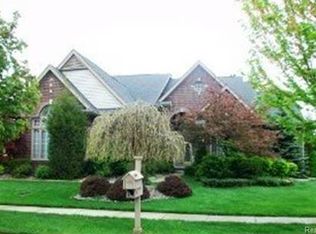 439 Merion Dr, Canton, MI 48188