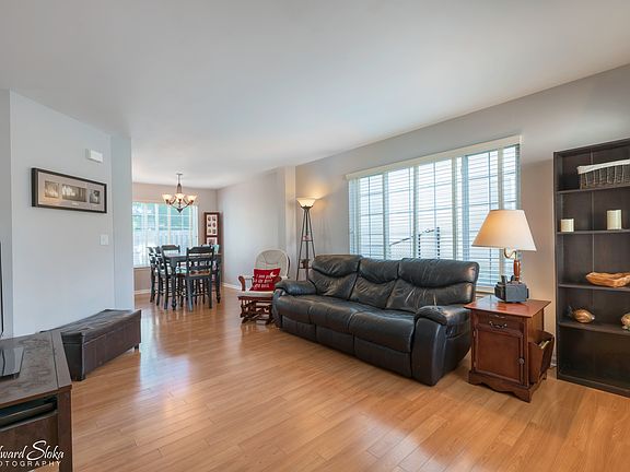 2nd image of 3187 Impressions Dr