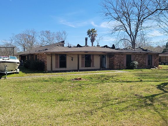 3rd image of 14458 Brenda Dr