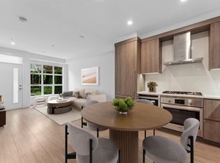 2060 Curling Rd #111, North Vancouver, BC V7P 0E1