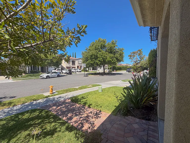 9 Allbrook Ct — Photo 17