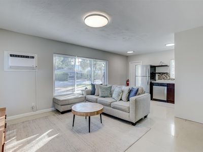 1005 NE 17th Ct, Fort Lauderdale, FL, 33305