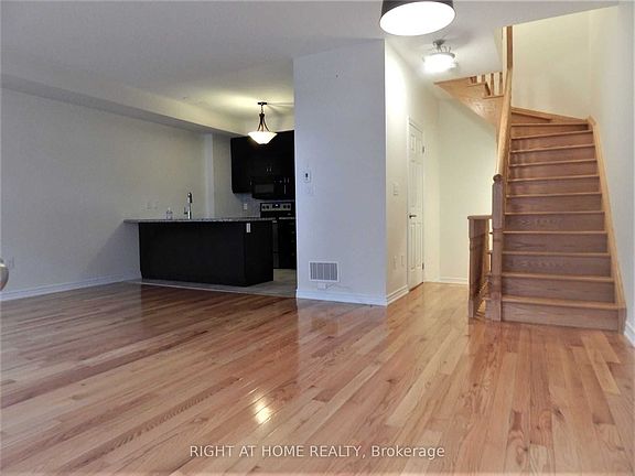 3rd image of 2435 Greenwich Dr #70