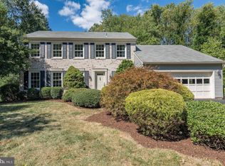 9737 Abington Ct, Fairfax, VA 22032