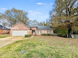 806 Meadow Way Cv, Byram, MS 39272