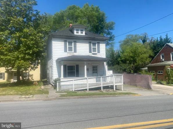 304 Randolph St, Martinsburg, WV 25401