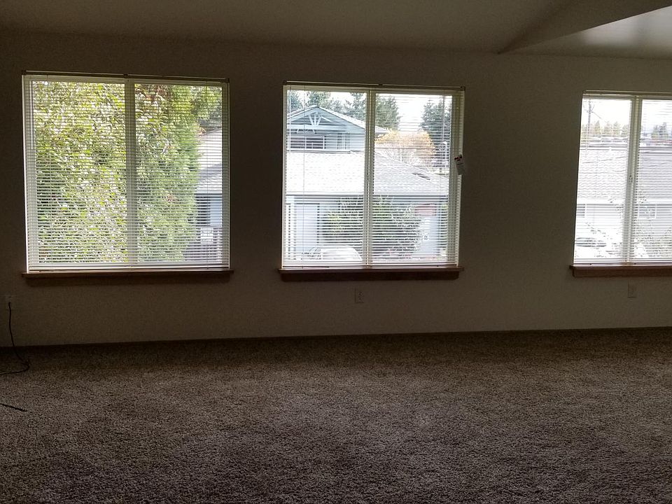 1st image of 305 Cedar Ave APT 4
