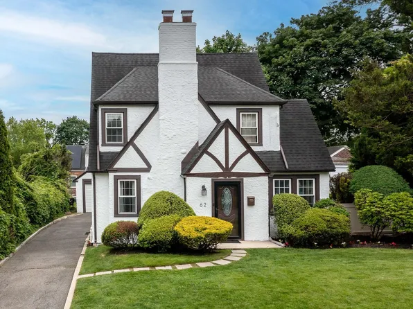 62 Webster Avenue, Manhasset, NY 11030