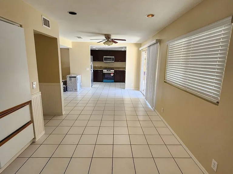 10327 Paseo Park Dr — Photo 5