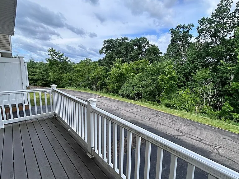 1-114 Castleview Dr — Photo 19
