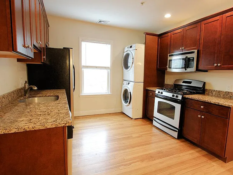 12 Homer St #2 — Photo 12