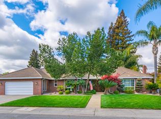 26 Axios River Ct, Sacramento, CA