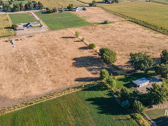 3rd image of 402 Skyview Ln