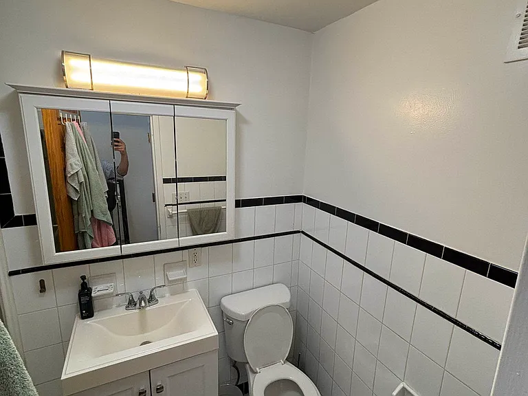 1699 Lexington Ave #2B — Photo 6