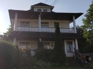 3893 E 75th St, Cleveland, OH 44105