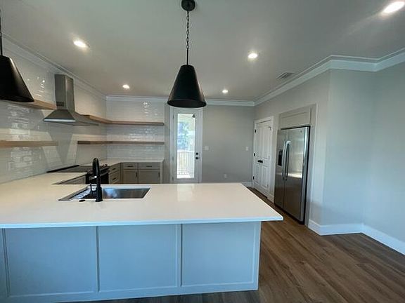 3rd image of 141 W Wild Blueberry Way