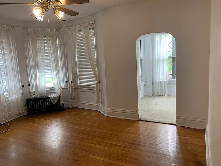5740 Elmer Street — Photo 17