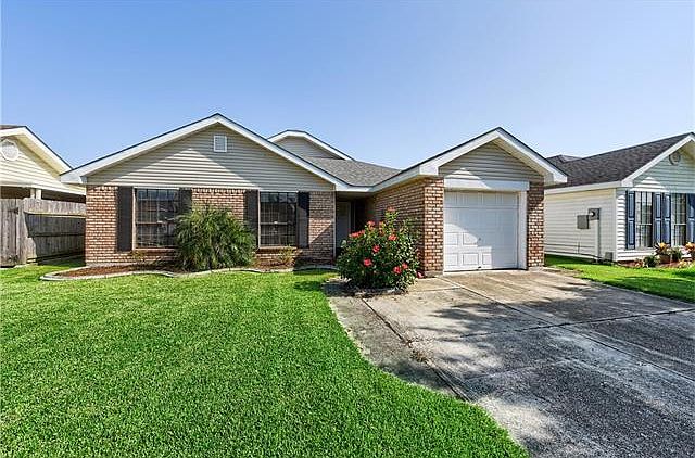1st image of 2912 Doreen Ln