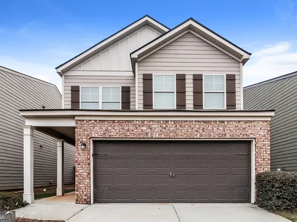 323 Lauren Dr, Fairburn, GA 30213