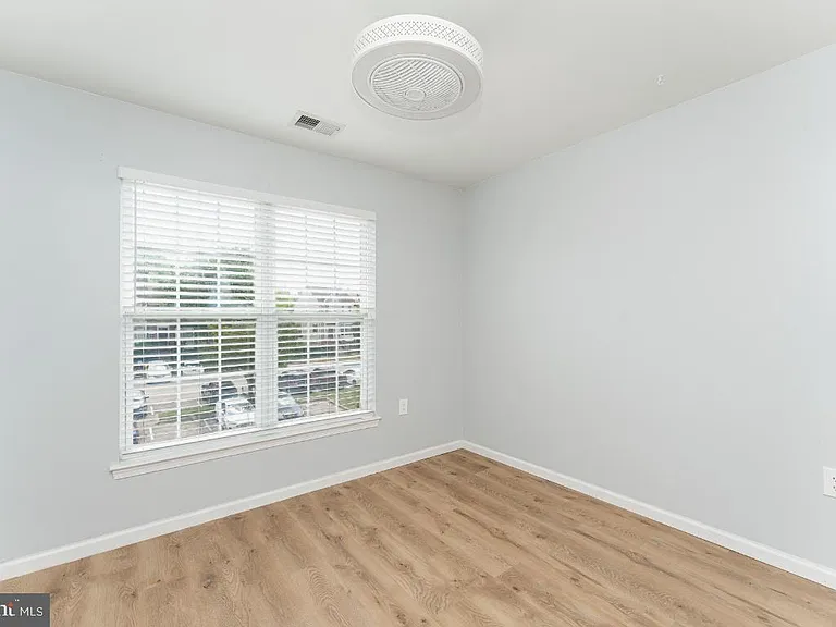 2383 Laconia Ct — Photo 17