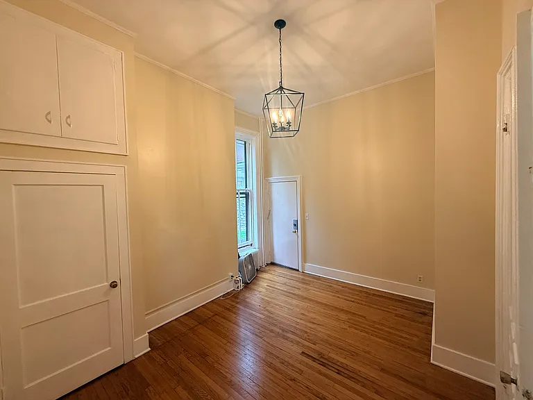 765 Madison Ave #2 — Photo 8