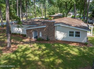 100 Pinewood Rd, Greenville, NC 27858