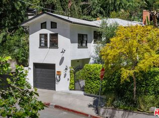 8421 Kirkwood Dr, Los Angeles, CA 90046