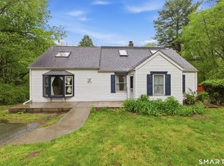 37 N Wawecus Hill Rd, Norwich, CT 06360