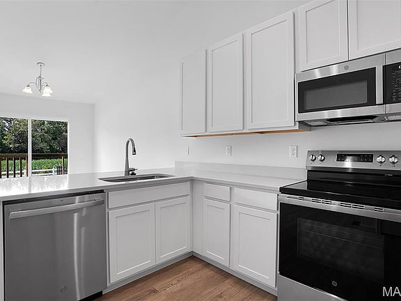 7th image of this home