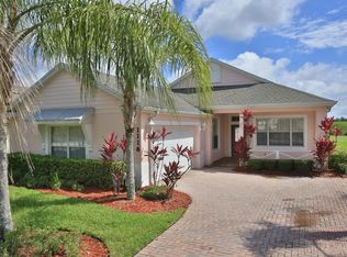 1116 Champions Dr, Daytona Beach, FL 32124