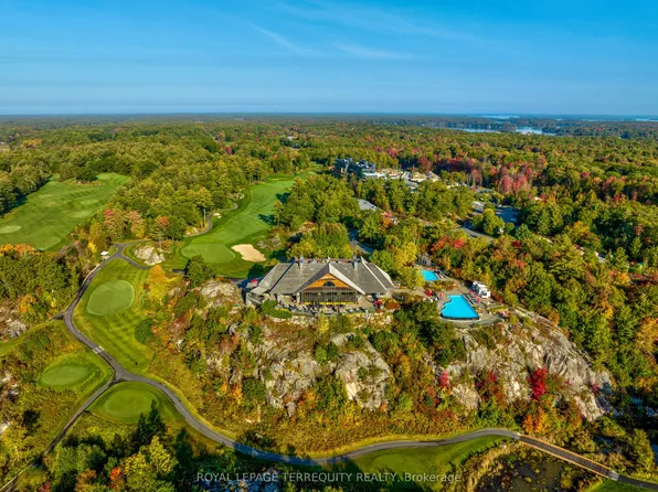 37 Rockmount Cres, Gravenhurst, ON P1P 0A6