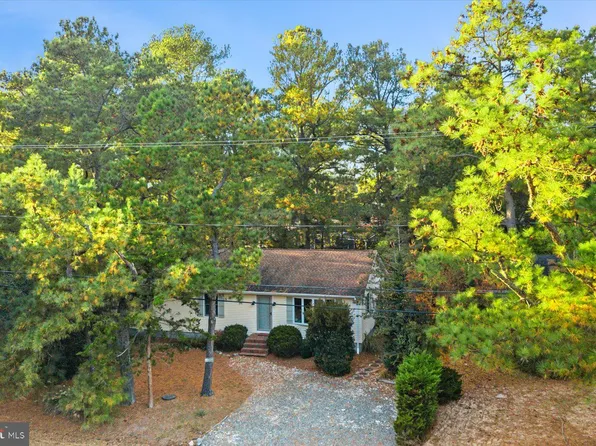 24 Cedar Rd, Rehoboth Beach, DE 19971