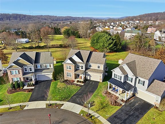 2nd image of 311 Eagle Dr