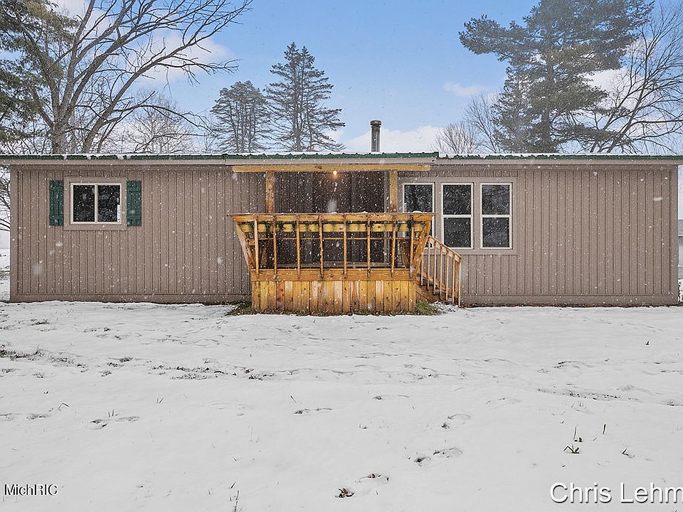 1st image of 15260 Lincoln Lake Ave NE