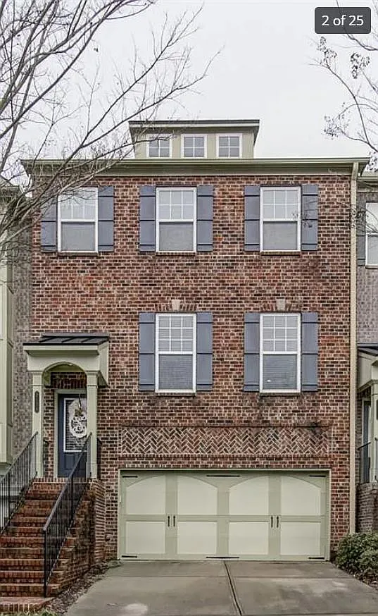 3 bed, 2500 sqft, $3,600 — Photo 1