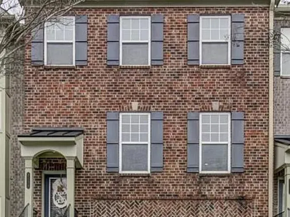 2124 Cobblestone Cir, Atlanta, GA 30319