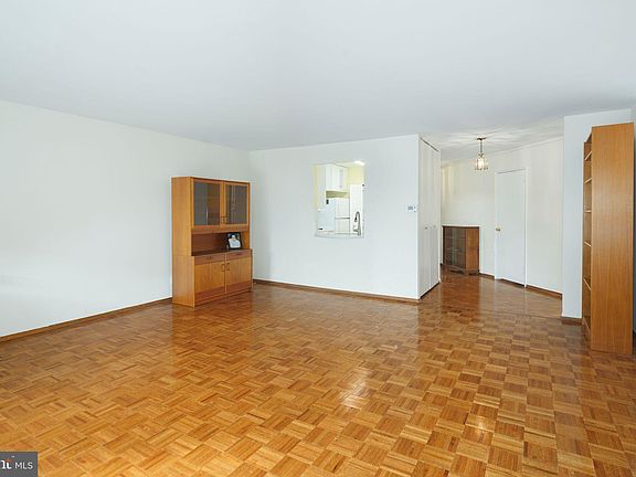5th image of 2401 Pennsylvania Ave APT 3C49