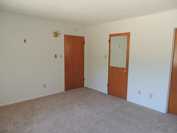 5th image of 625 Saint Joseph Ave