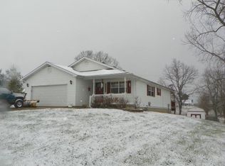 194 Shay St, Connersville, IN 47331