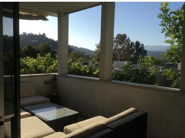 190 Arroyo Ter APT 305, Pasadena, CA 91103