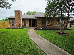 6101 Greenlawn St, Rowlett, TX 75088