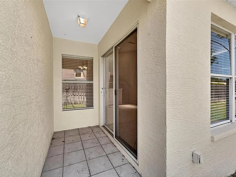 658 Green Valley Rd #B3 — Photo 16