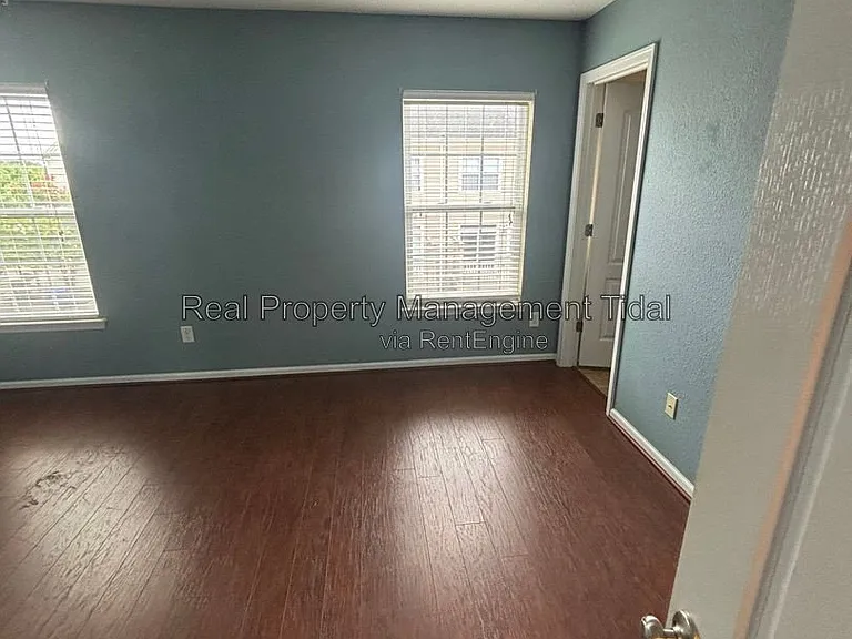 257 Carnelian St — Photo 15