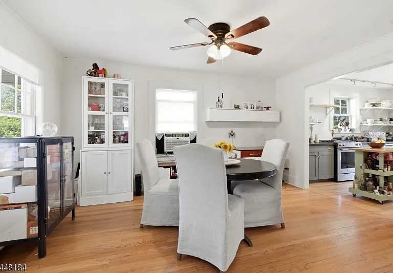 7 Godfrey Rd — Photo 8
