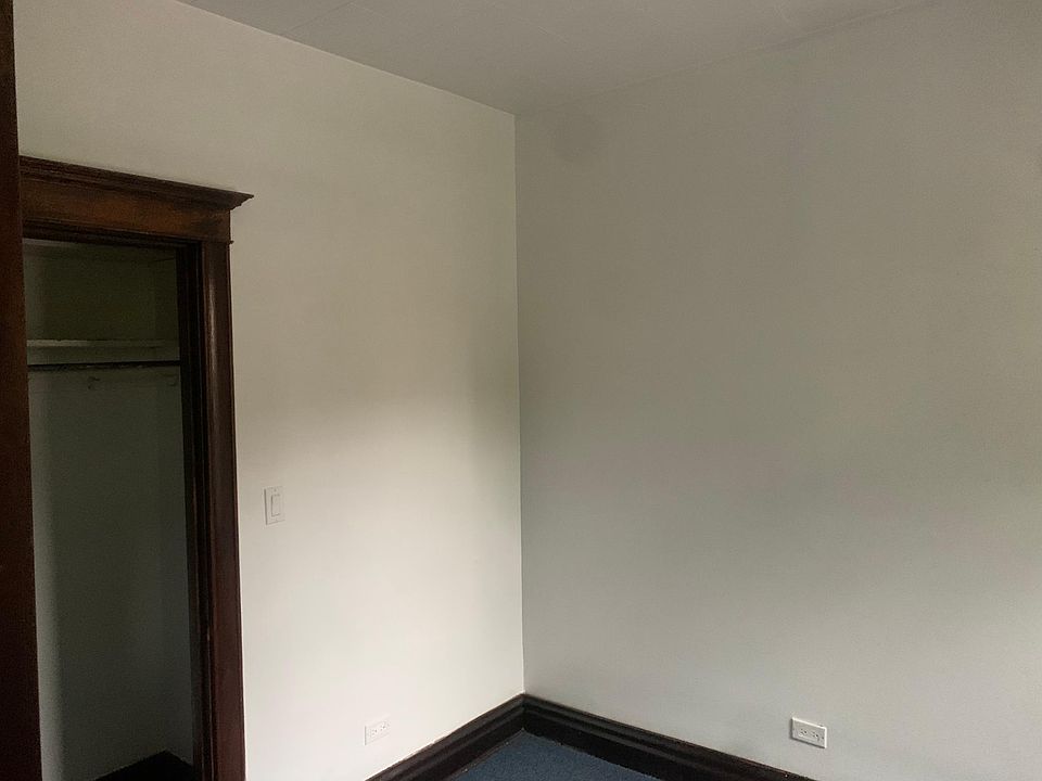 1st image of 2222 W Wilson Ave #2