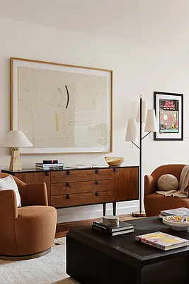 Living room, photo 2