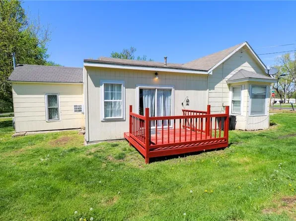 331 W 5th St, Lawson, MO 64062