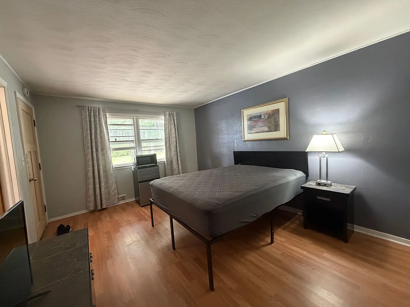 1225 Jefferson Avenue — Photo 2