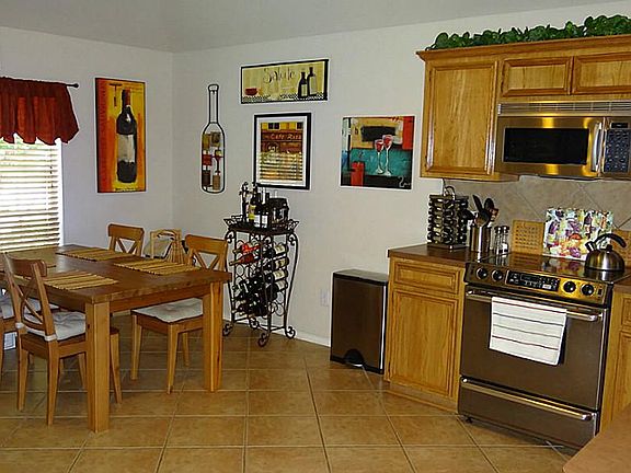 5th image of 7403 Bannon Field Ln